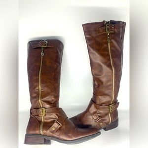 Guess Knee High Boot 👢